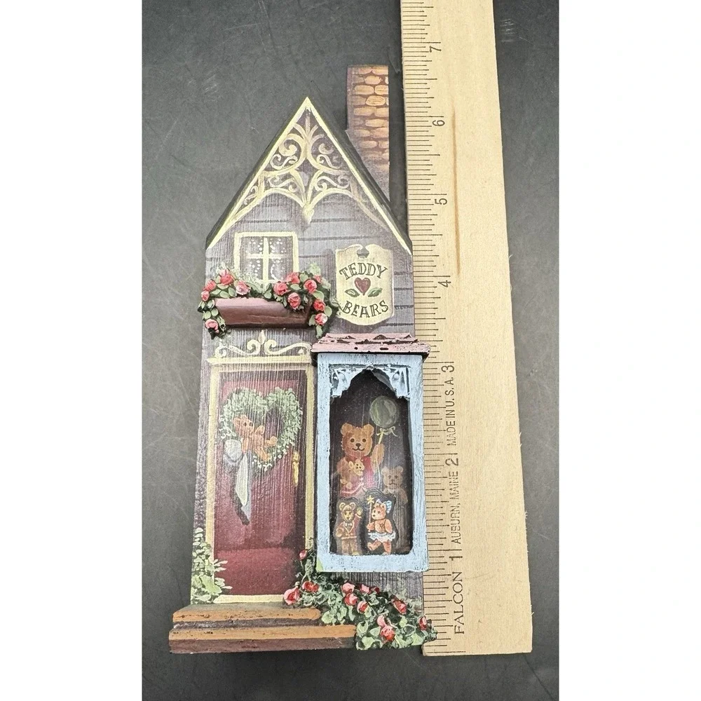 Gail Duke Tea Room Duke Street Collectibles Shelf Sitter House